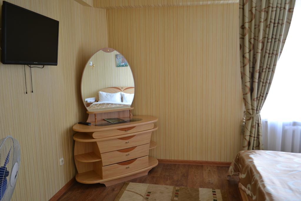 Zhassybi Hotel Астана Екстер'єр фото