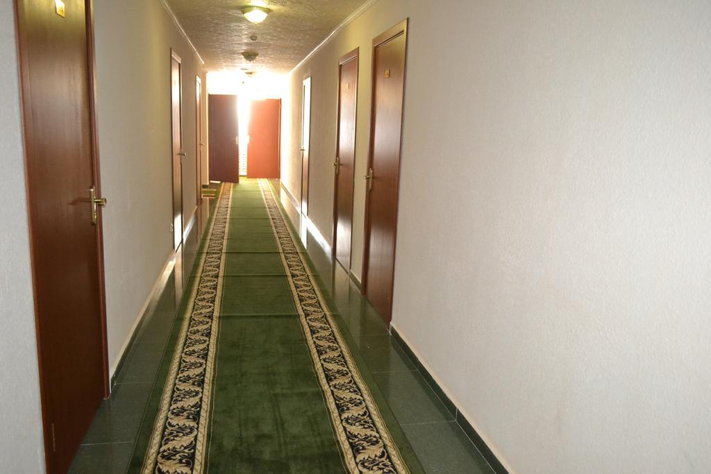 Zhassybi Hotel Астана Екстер'єр фото