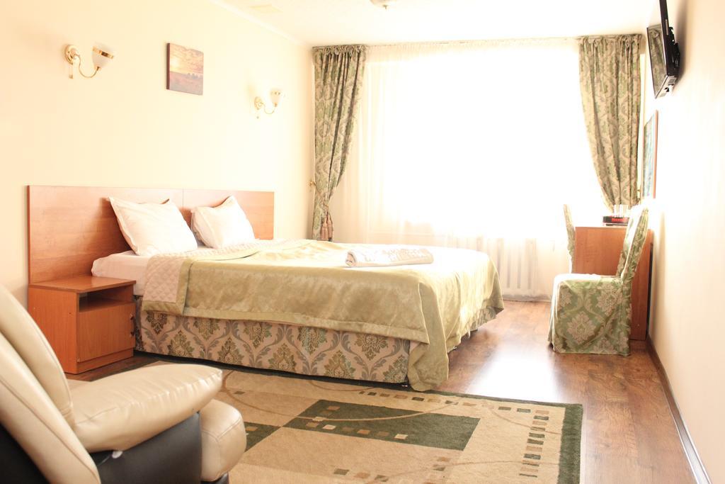 Zhassybi Hotel Астана Екстер'єр фото