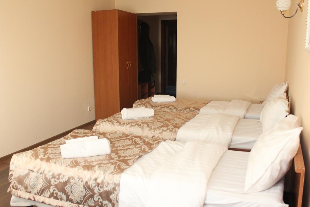 Zhassybi Hotel Астана Екстер'єр фото