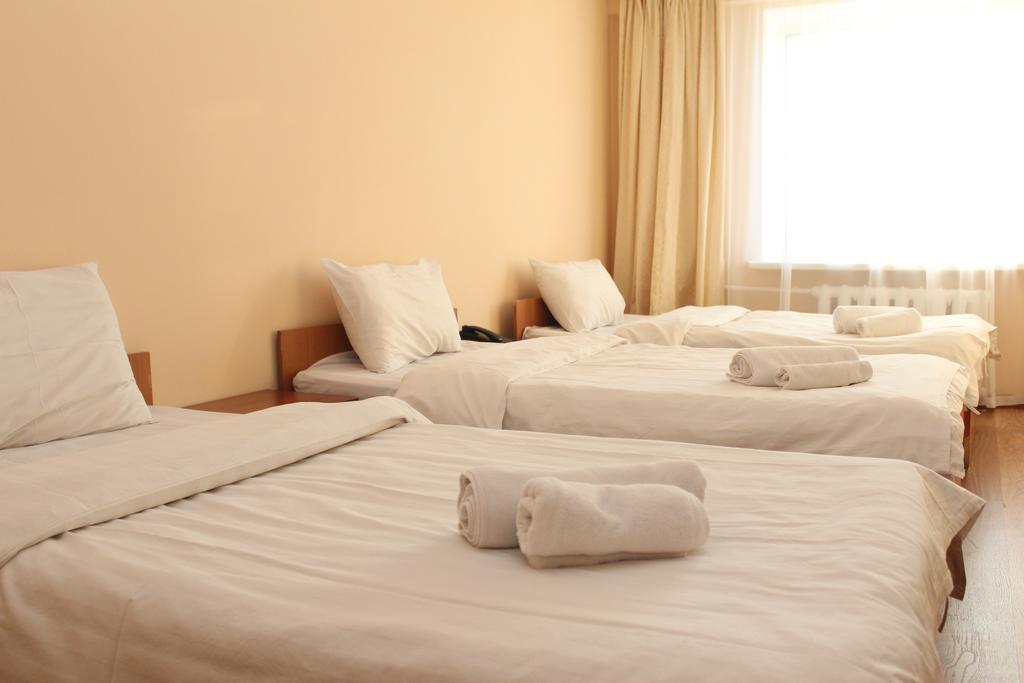 Zhassybi Hotel Астана Екстер'єр фото